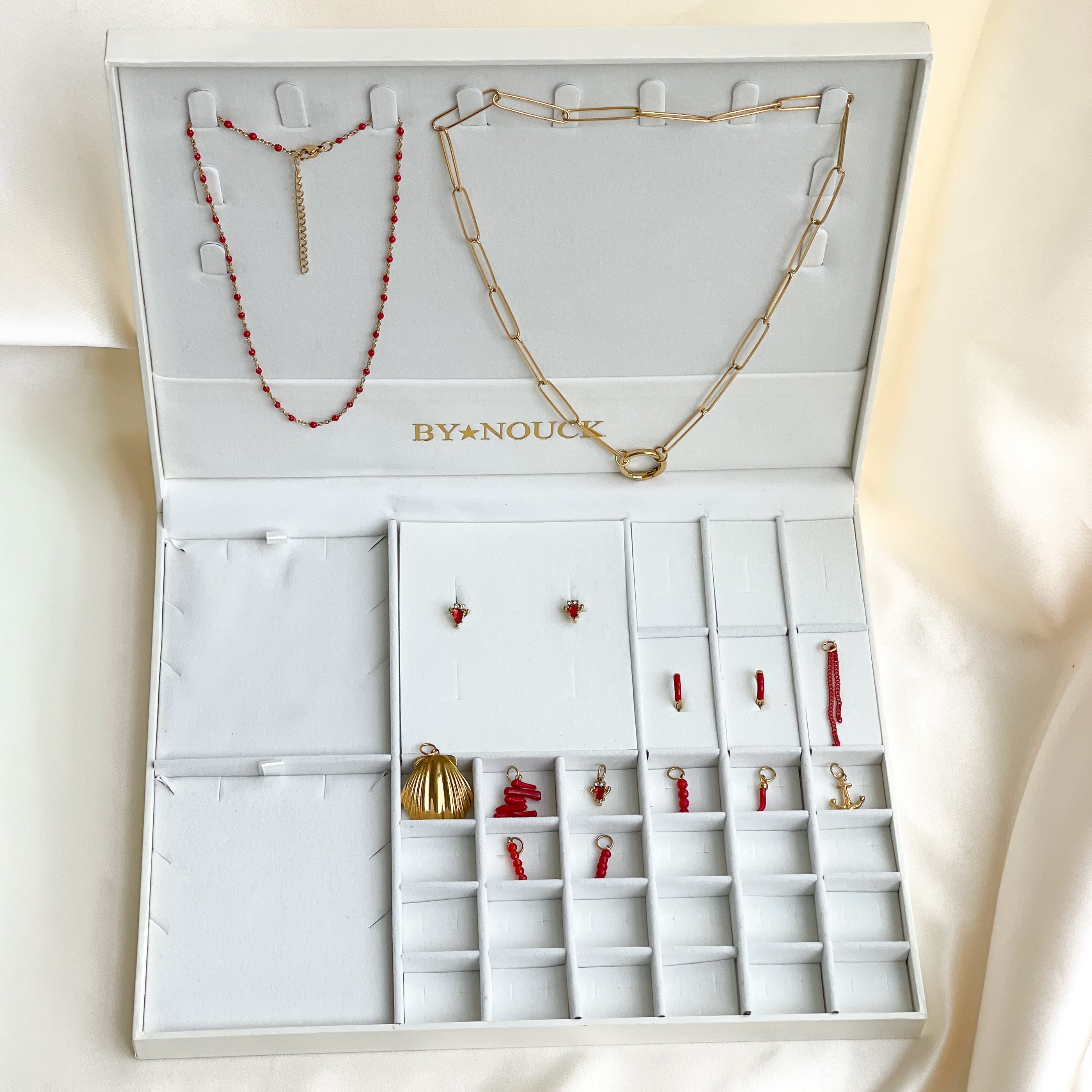 Collection box red Collection box red