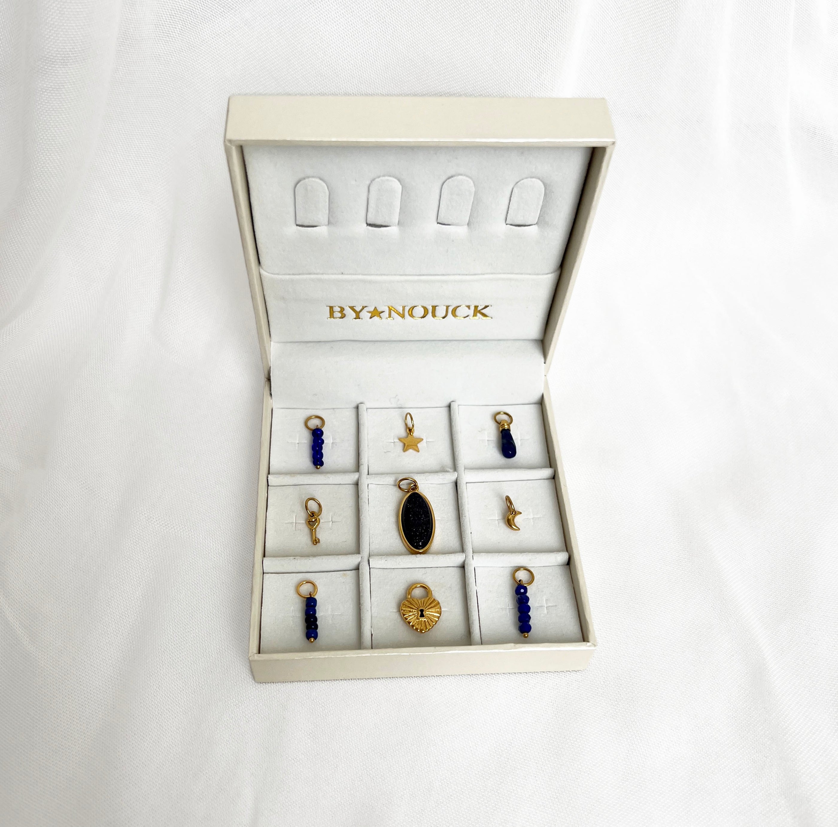 Charm box dark blue Charm box dark blue