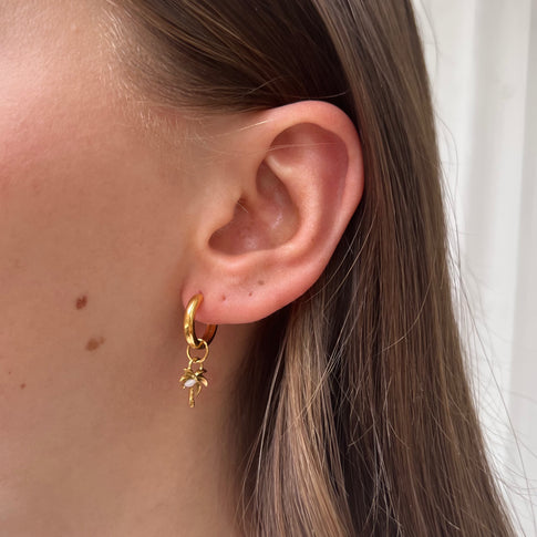 Earring White Palm