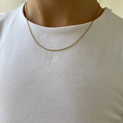 Base Fine Flat Necklace