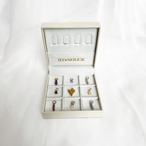 Charm box lilac