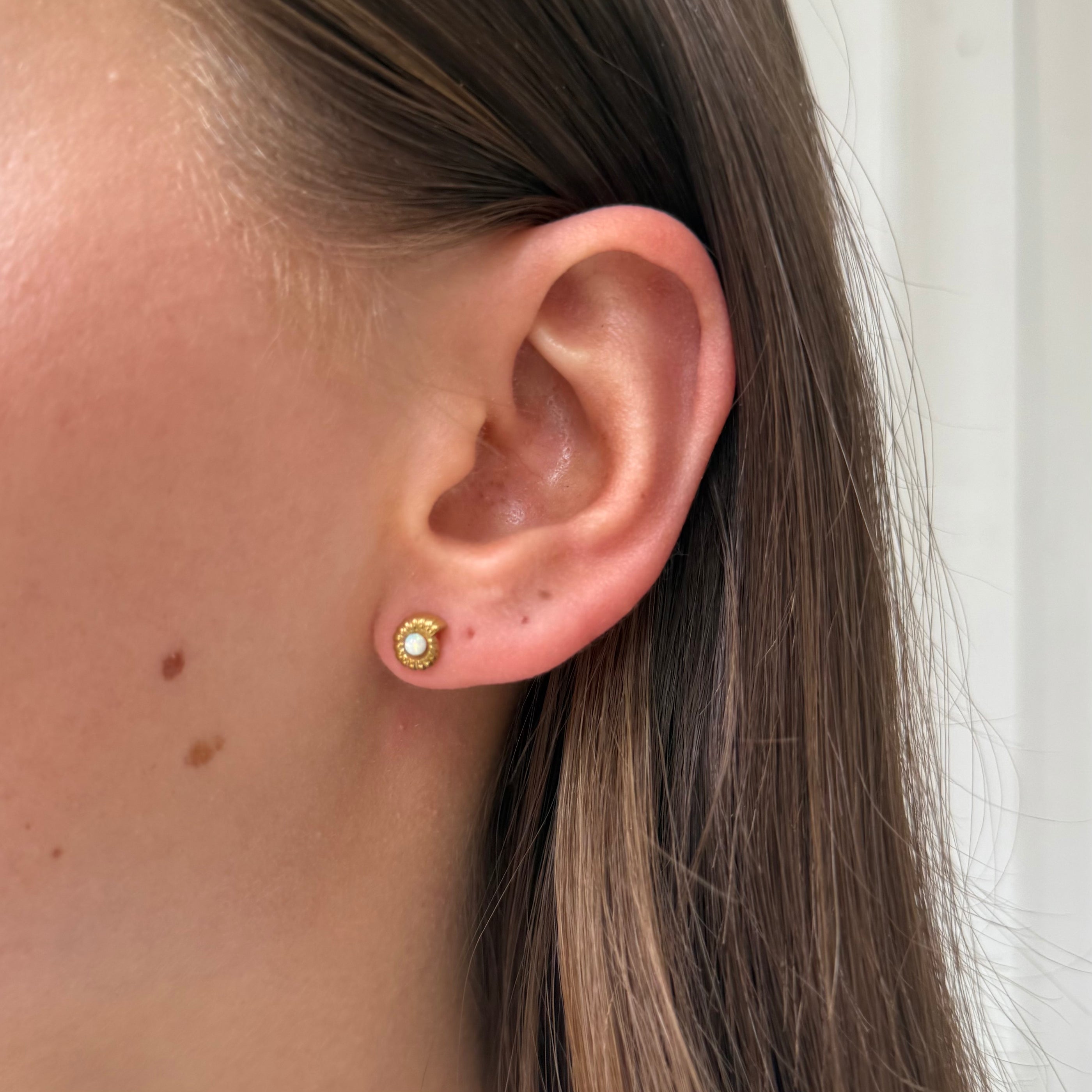 Earstud Opal Moon Shell