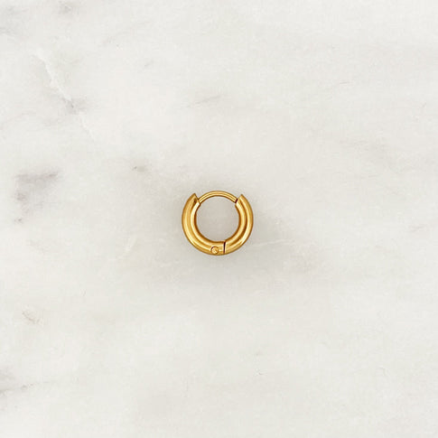 Base Mini Huggie Hoop - ByNouck Jewelry