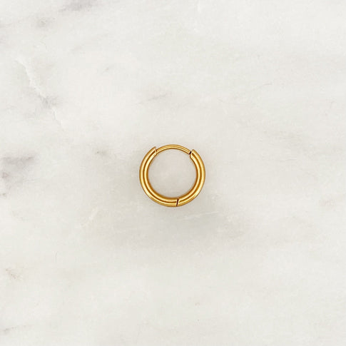 Base Tiny Huggie Hoop - ByNouck Jewelry