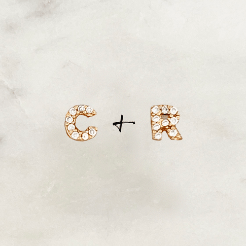 Earstuds Shiny Initial - ByNouck Jewelry