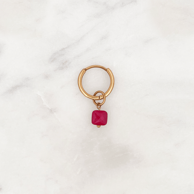 Fine Hoop Raspberry Facet Square - ByNouck Jewelry