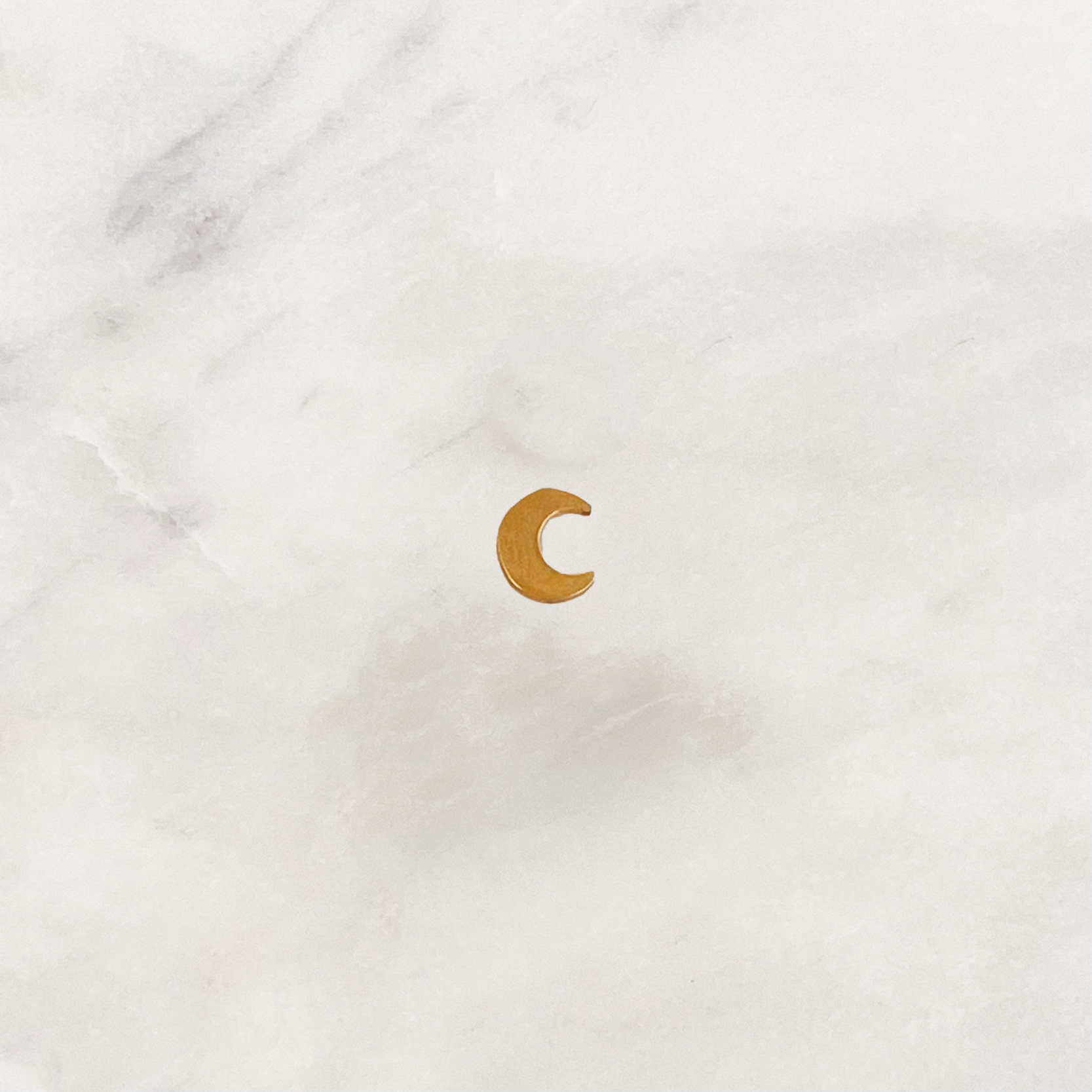 Earstud Moon