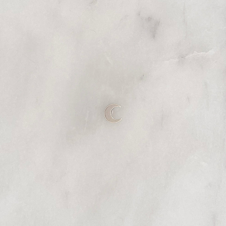 Sample Earstud Moon Silverplated - ByNouck Jewelry