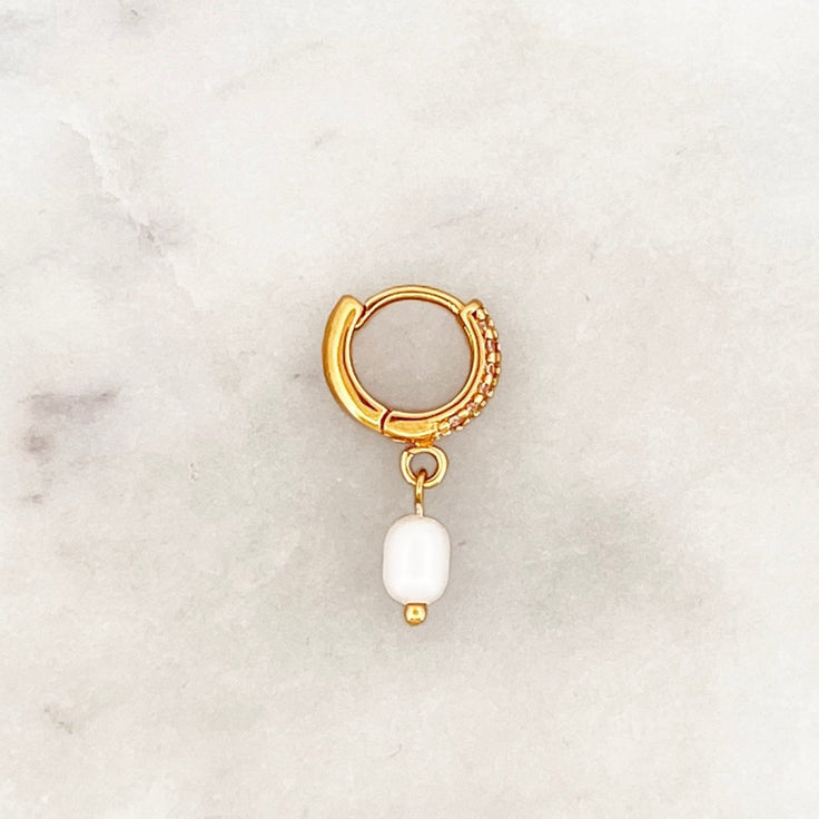 Shiny Hoop Small Pearl - ByNouck Jewelry