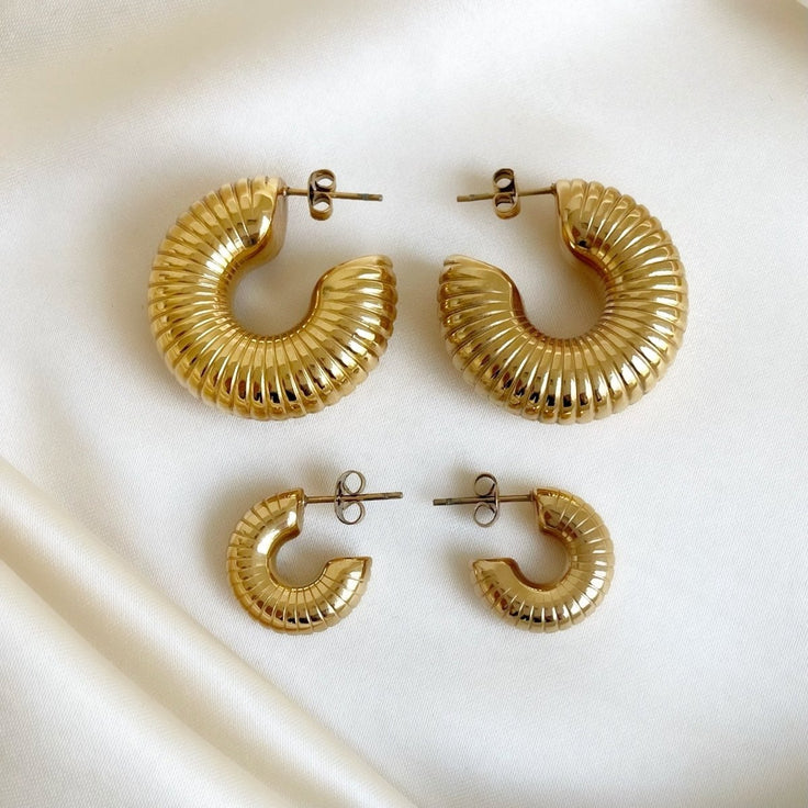 Small Thread Hoop Set - ByNouck Jewelry